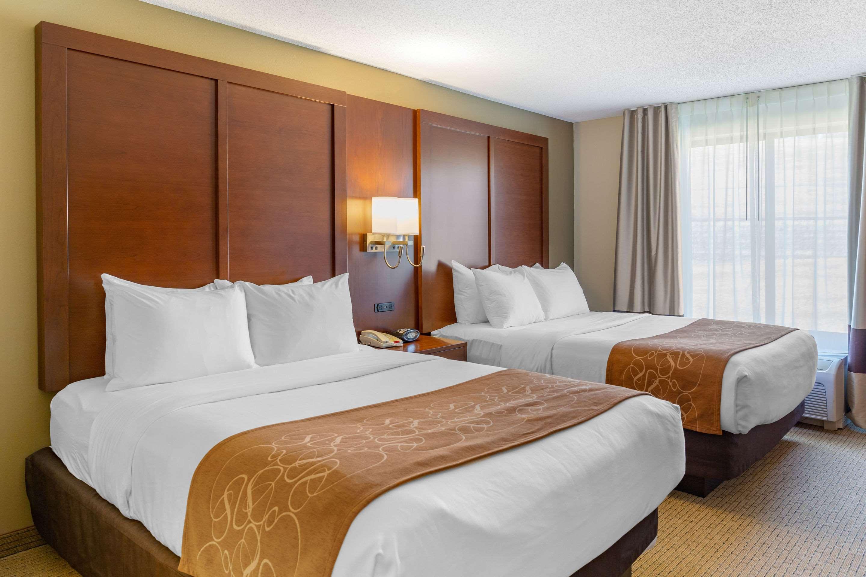 Comfort Suites Lancaster Amish Country Smoketown  Екстер'єр фото