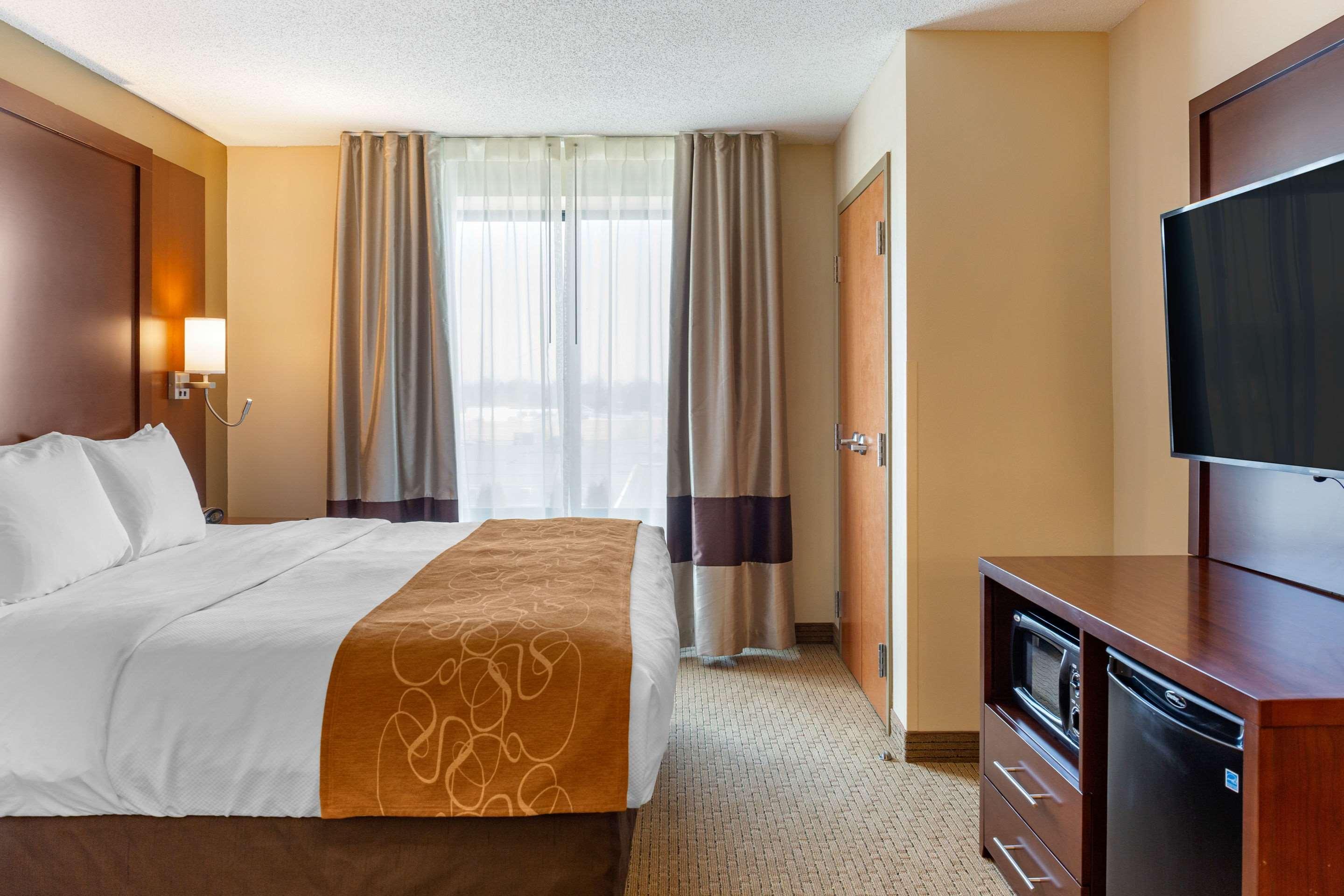 Comfort Suites Lancaster Amish Country Smoketown  Екстер'єр фото