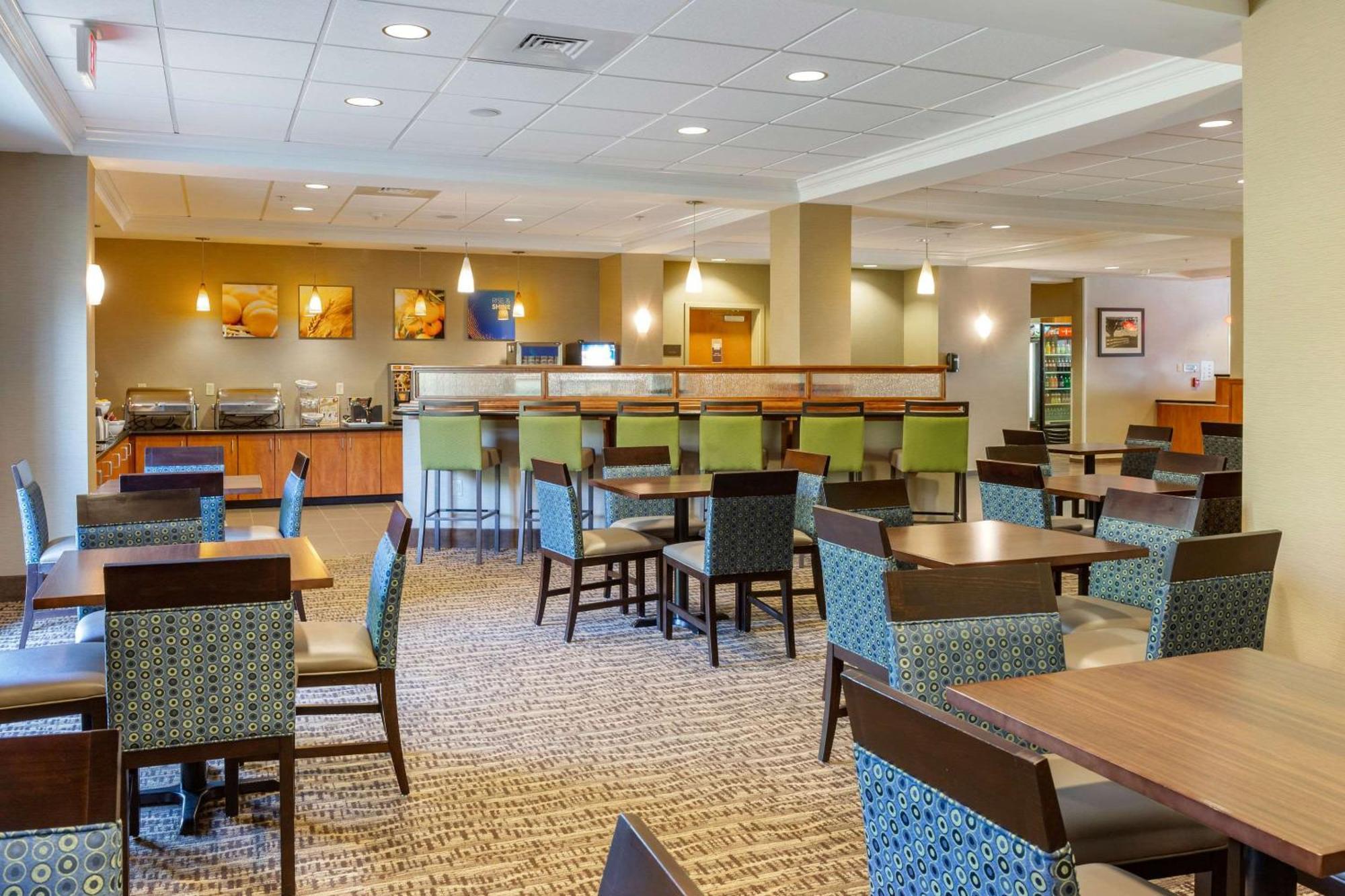 Comfort Suites Lancaster Amish Country Smoketown  Екстер'єр фото