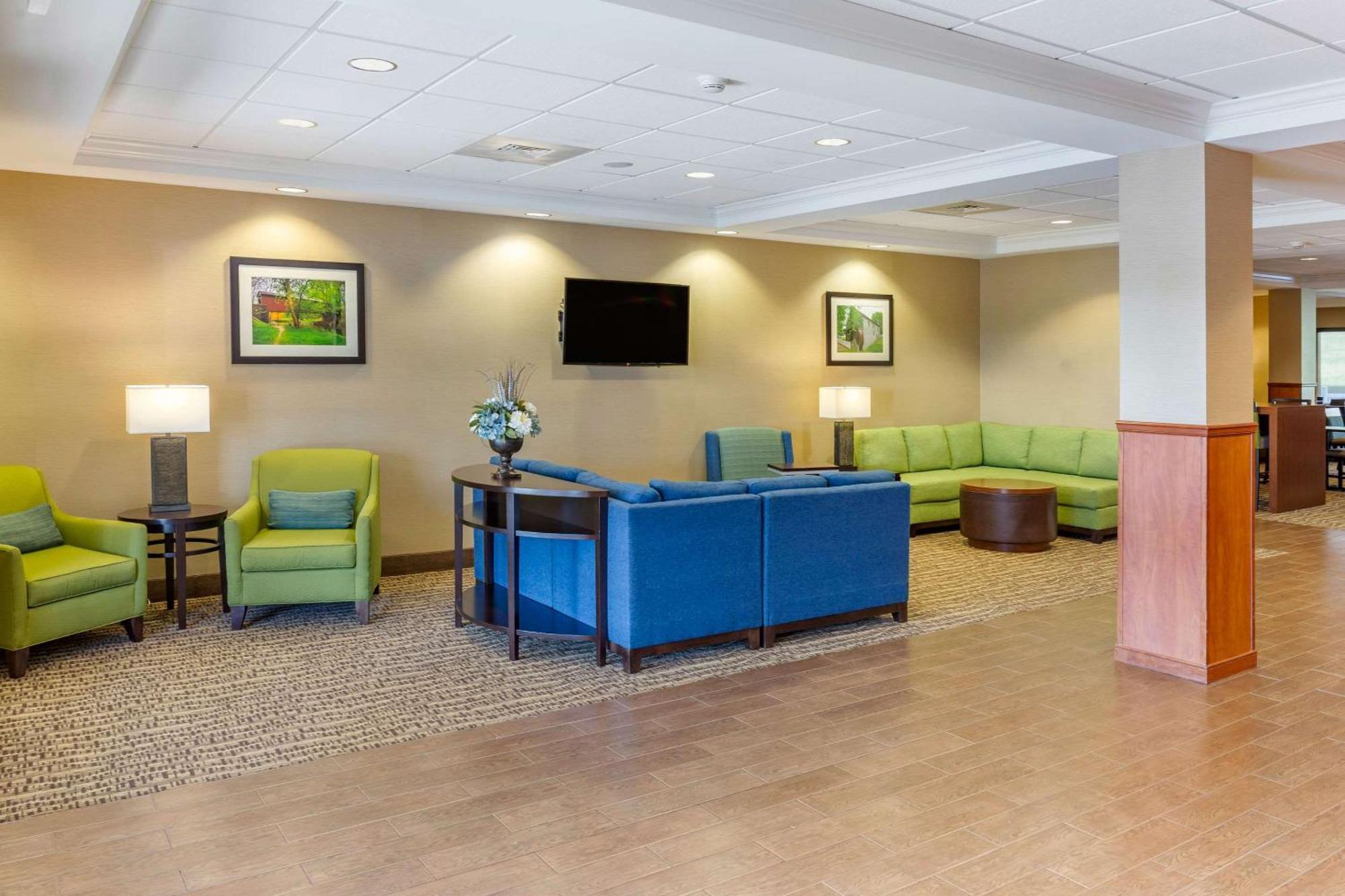 Comfort Suites Lancaster Amish Country Smoketown  Екстер'єр фото