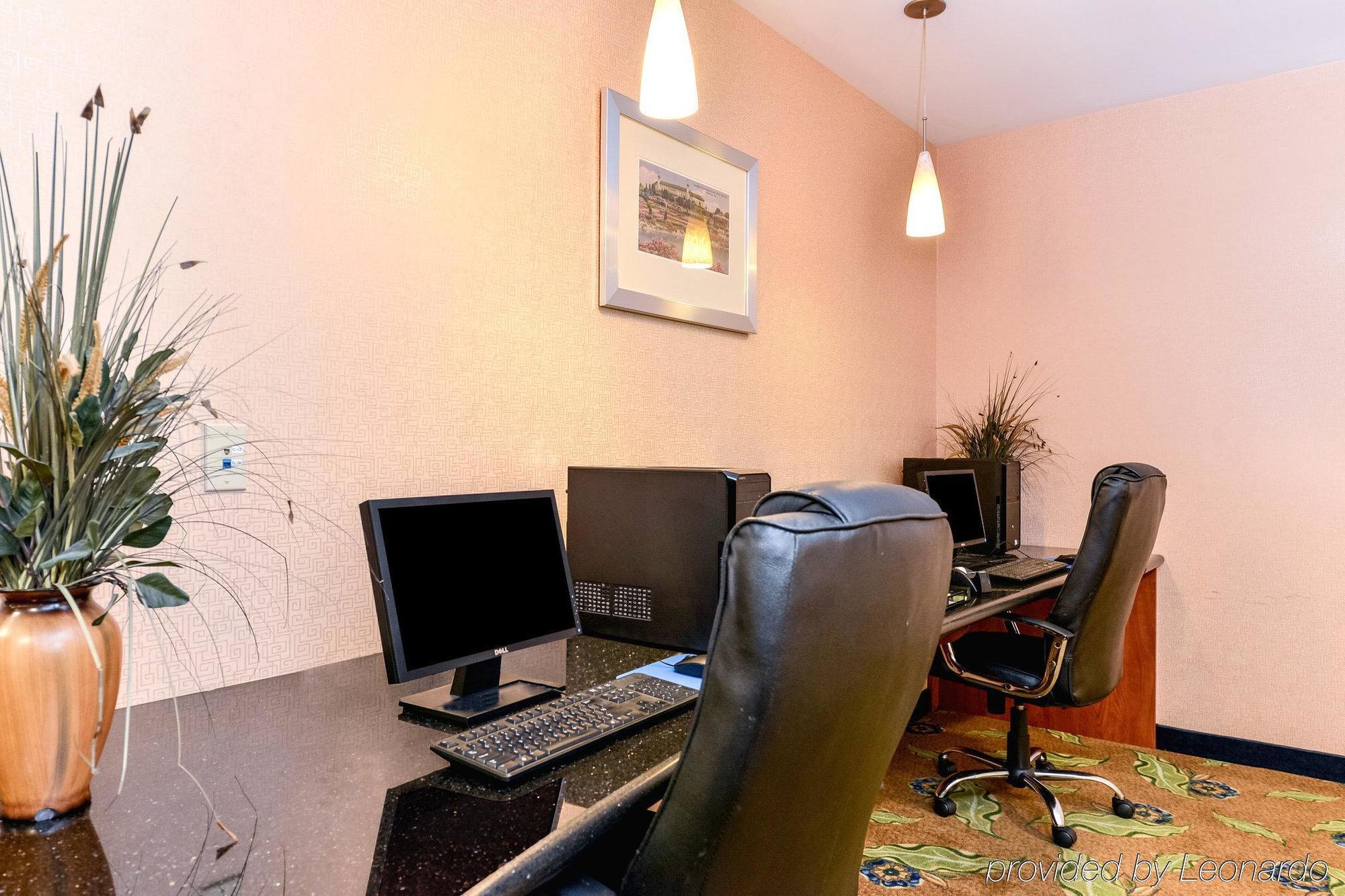 Comfort Suites Lancaster Amish Country Smoketown  Екстер'єр фото