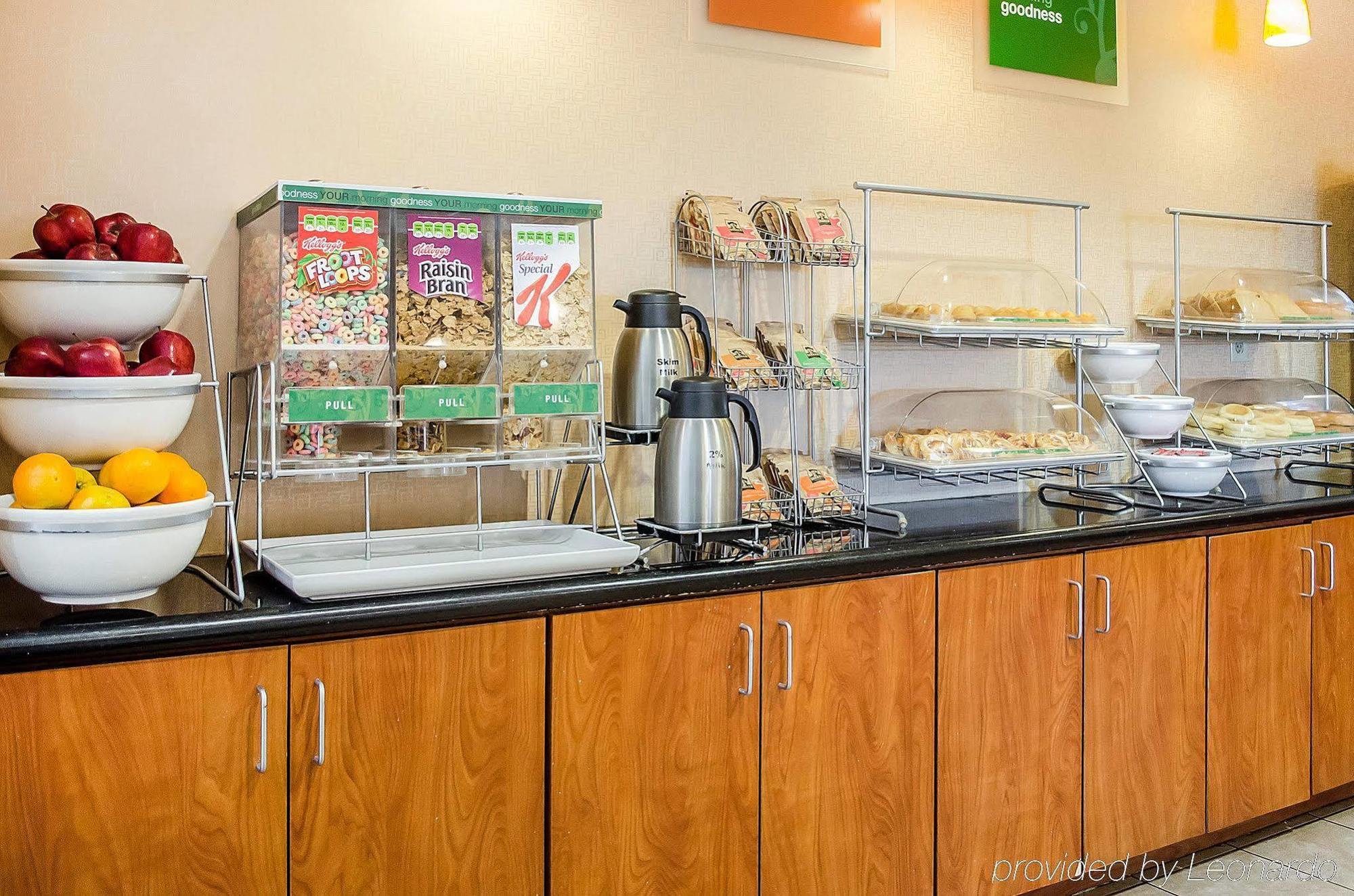 Comfort Suites Lancaster Amish Country Smoketown  Екстер'єр фото