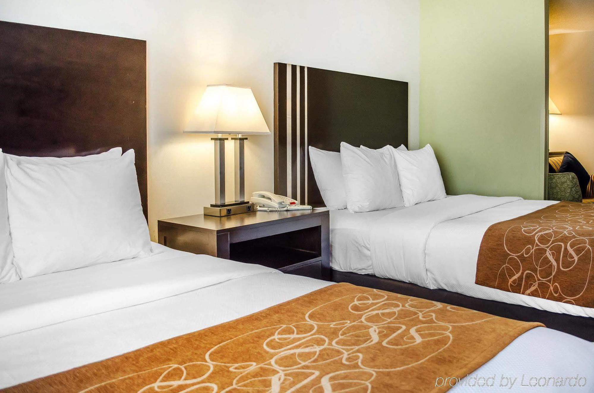 Comfort Suites Lancaster Amish Country Smoketown  Екстер'єр фото